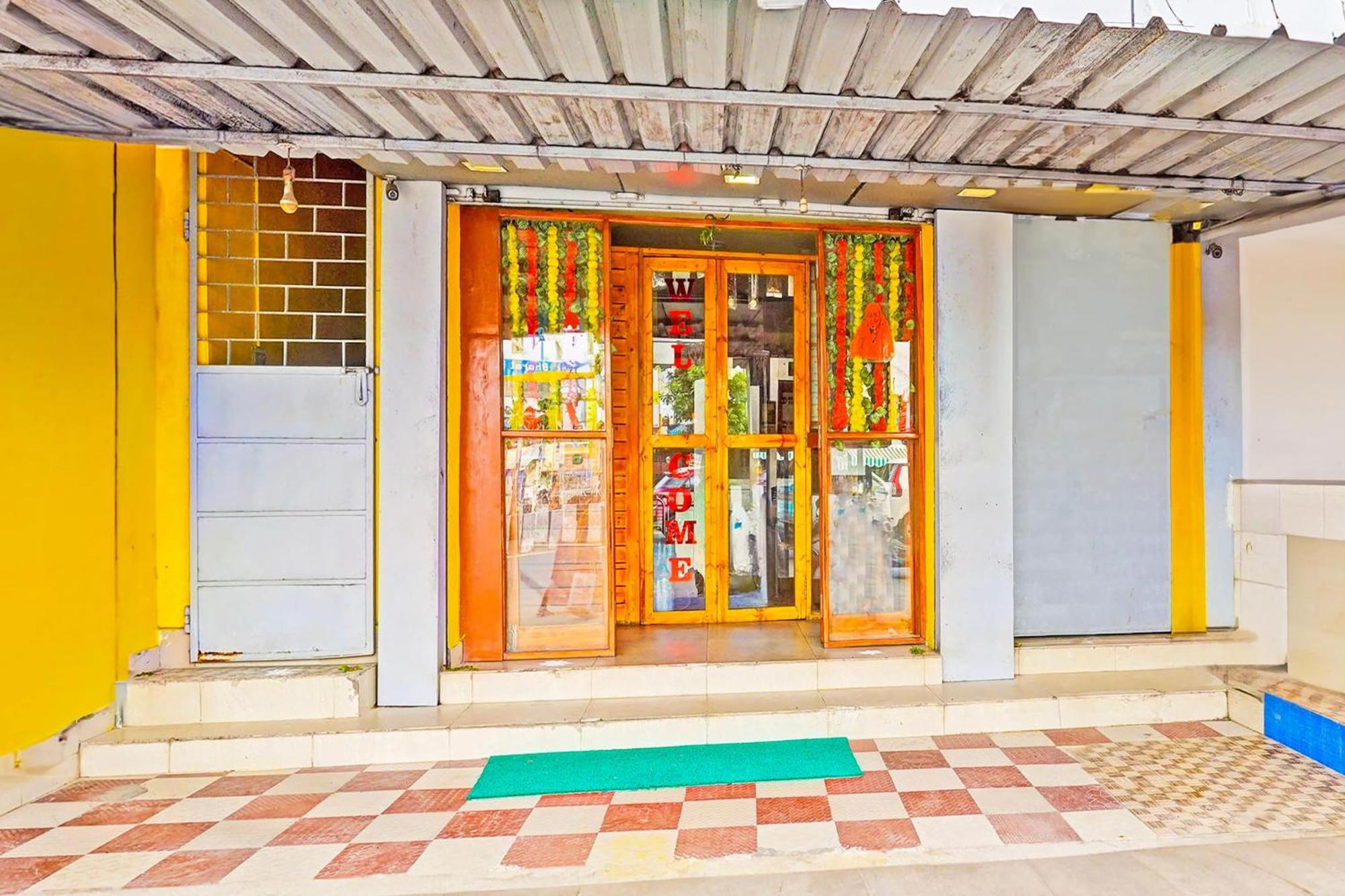 Super Hotel O Thavalakuppam Near Bus Stand Purnankuppam Exterior photo